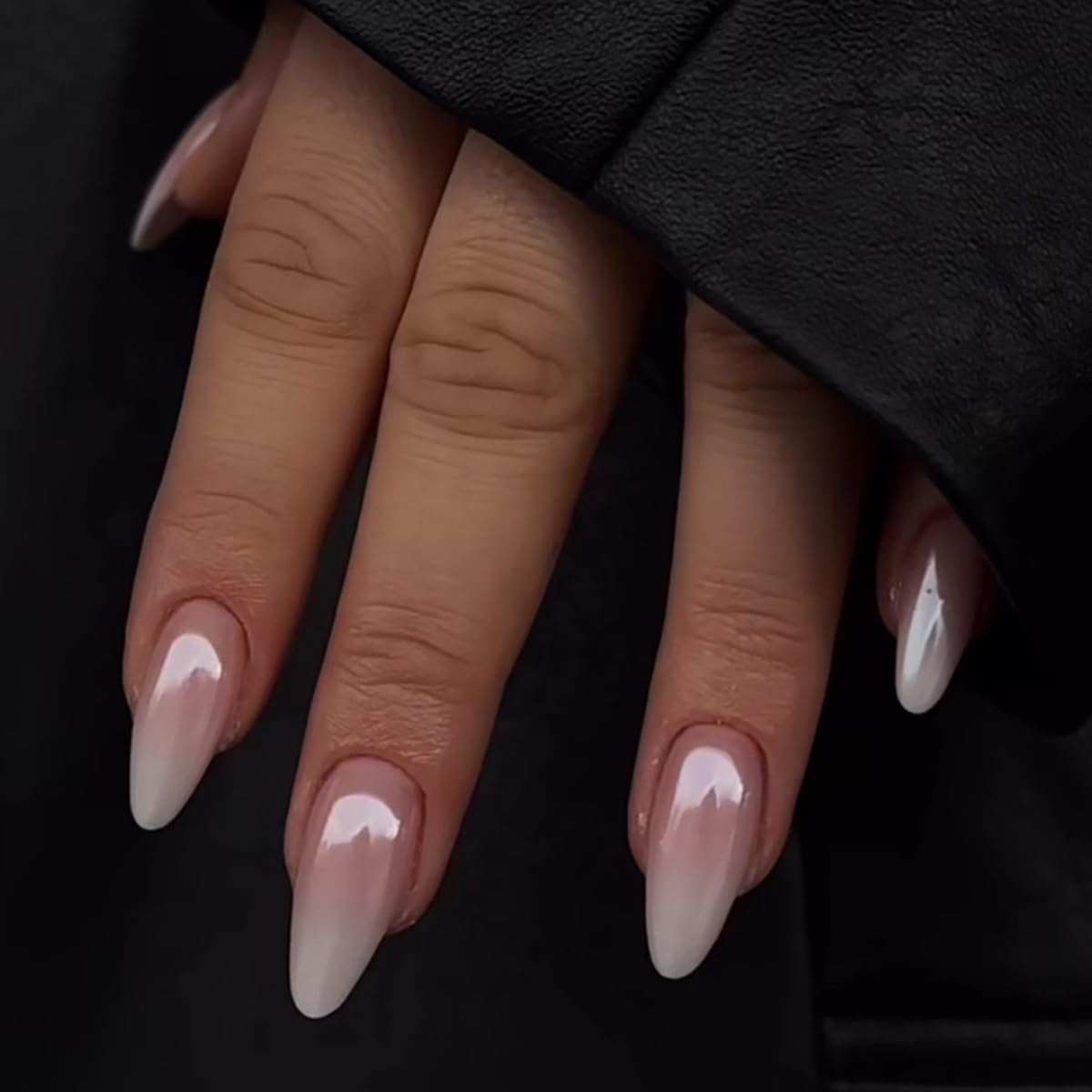 CTTHNBD Press on Nails Almond - French Tip Fake Nails with Gold Line Design - Medium Fasle Nails Press ons - for Women 24 Pcs : Beauty & Personal Care