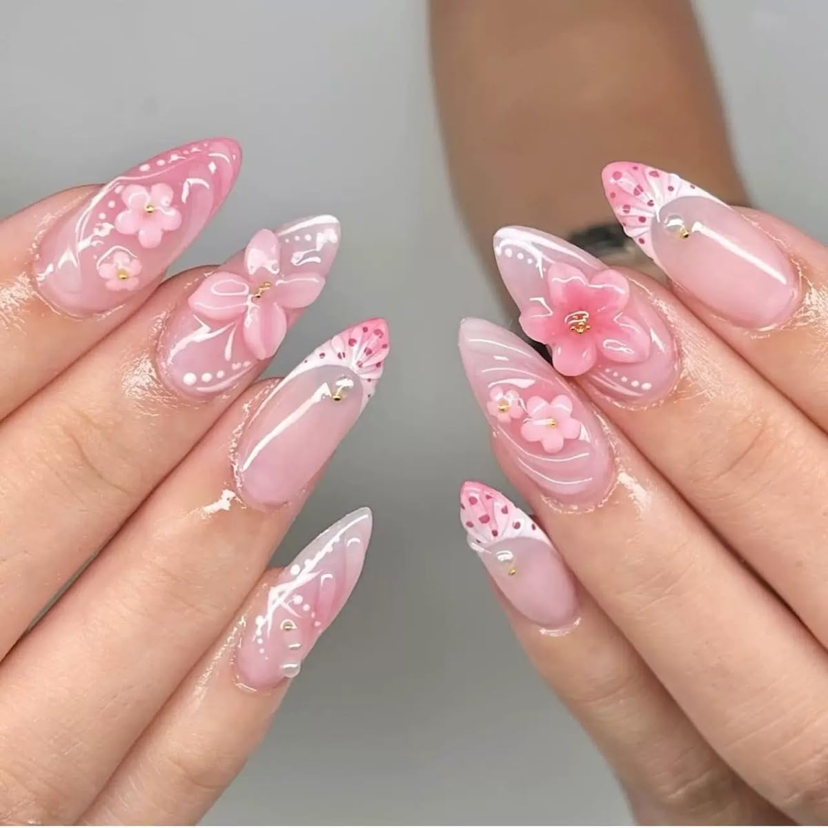 CTTHNBD Press on Nails Almond - French Tip Fake Nails with Gold Line Design - Medium Fasle Nails Press ons - for Women 24 Pcs : Beauty & Personal Care