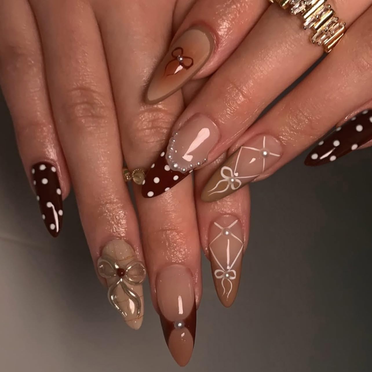 CTTHNBD Press on Nails Almond - French Tip Fake Nails with Gold Line Design - Medium Fasle Nails Press ons - for Women 24 Pcs : Beauty & Personal Care