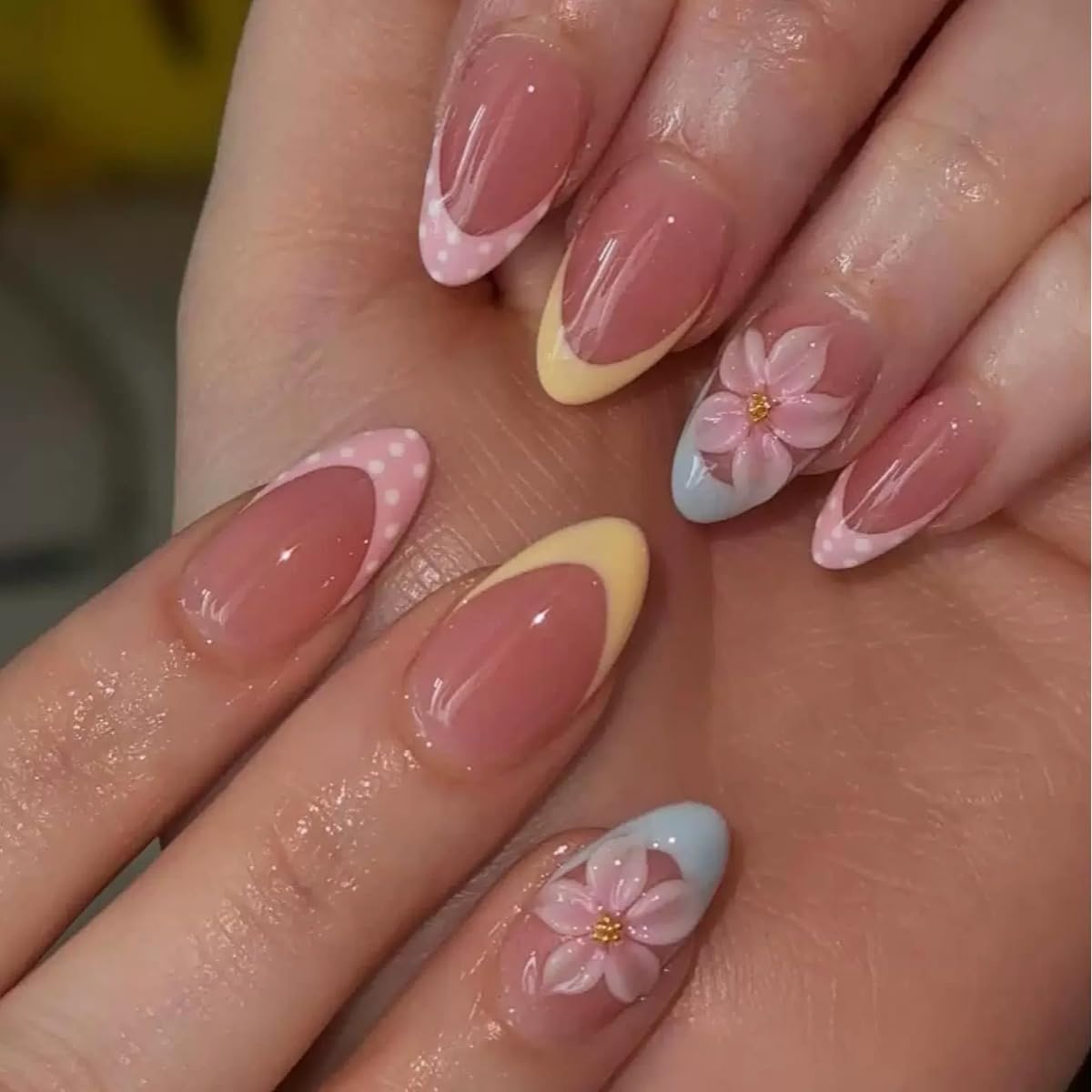 CTTHNBD Press on Nails Almond - French Tip Fake Nails with Gold Line Design - Medium Fasle Nails Press ons - for Women 24 Pcs : Beauty & Personal Care