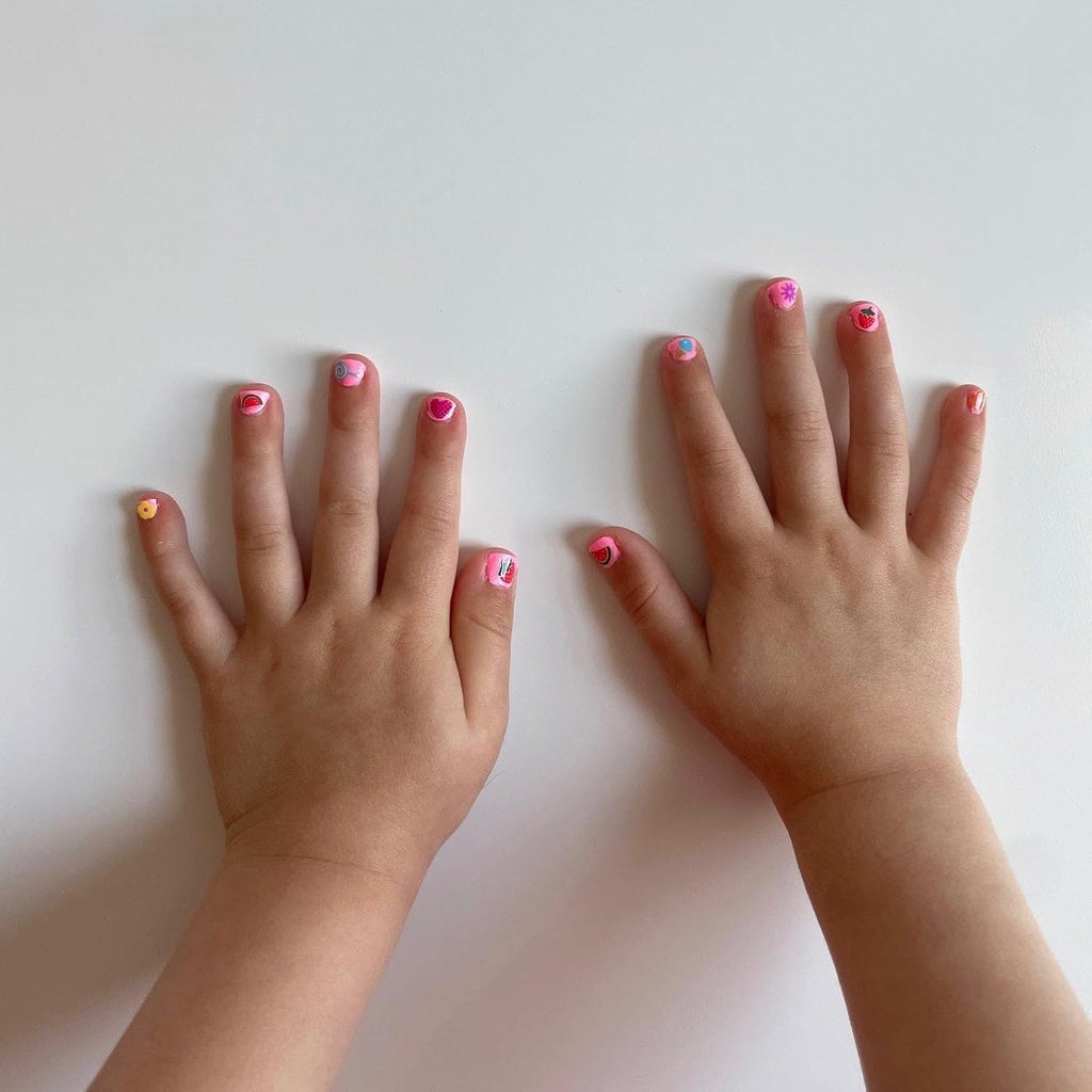 Piggy Paint | 100% Non-Toxic Girls Nail Polish | Safe. Cruelty-free. Vegan. & Low Odor for Kids | PINKie Promise : Beauty & Personal Care