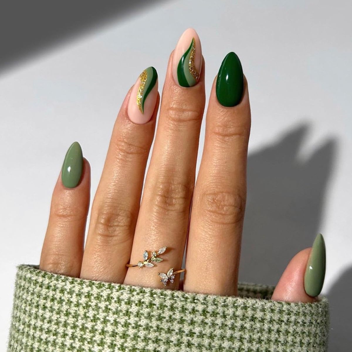 CTTHNBD Press on Nails Almond - French Tip Fake Nails with Gold Line Design - Medium Fasle Nails Press ons - for Women 24 Pcs : Beauty & Personal Care
