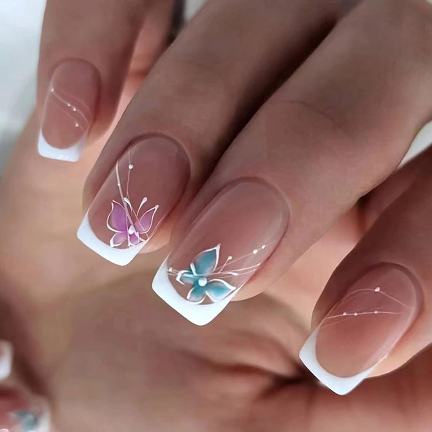YOSOMMK Press on Nails Short Square Fake Nails with Flower Designs Nude Pink Glossy Full Cover Stick on Nail Bling Sequins Acylic Nail for Women and Girls : Beauty & Personal Care