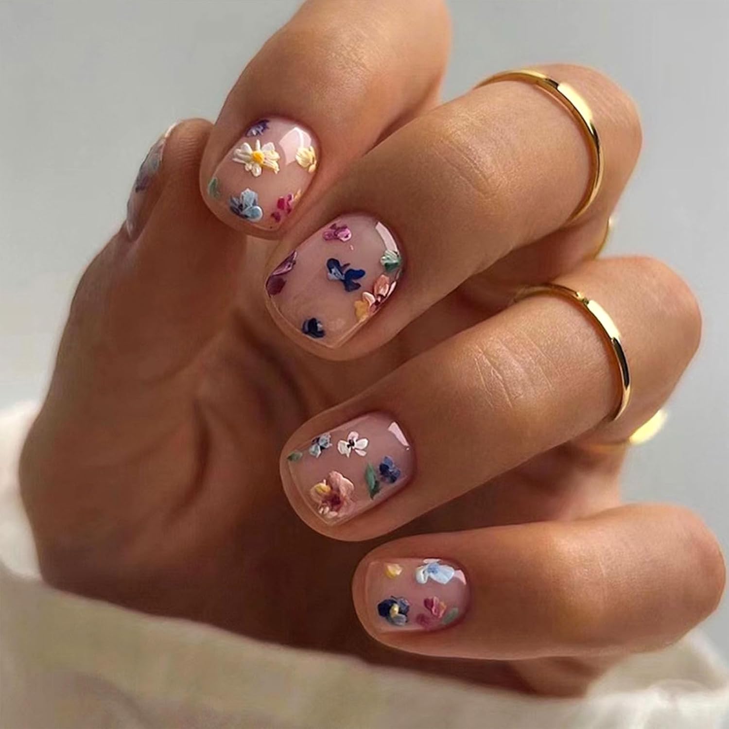 Short Press on Nails Square Nude Ombre Fake Nails Press ons White Glue Stick on Nails with Designs Full Cover Acrylic Glossy Artificial Cute False Nail for Women Girls 24 Pcs : Beauty & Personal Care