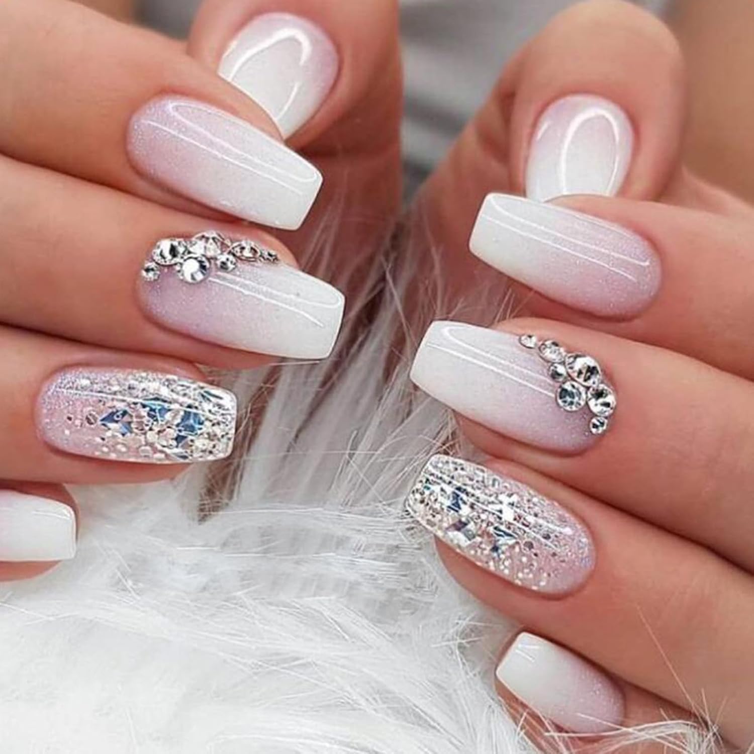 WAFOLOZE Nails Press ons.White Ombre Short Square Press on Nails Fake Nails Glossy Acrylic Artificial Nails Stick on Nails for Women 24Pcs : Beauty & Personal Care