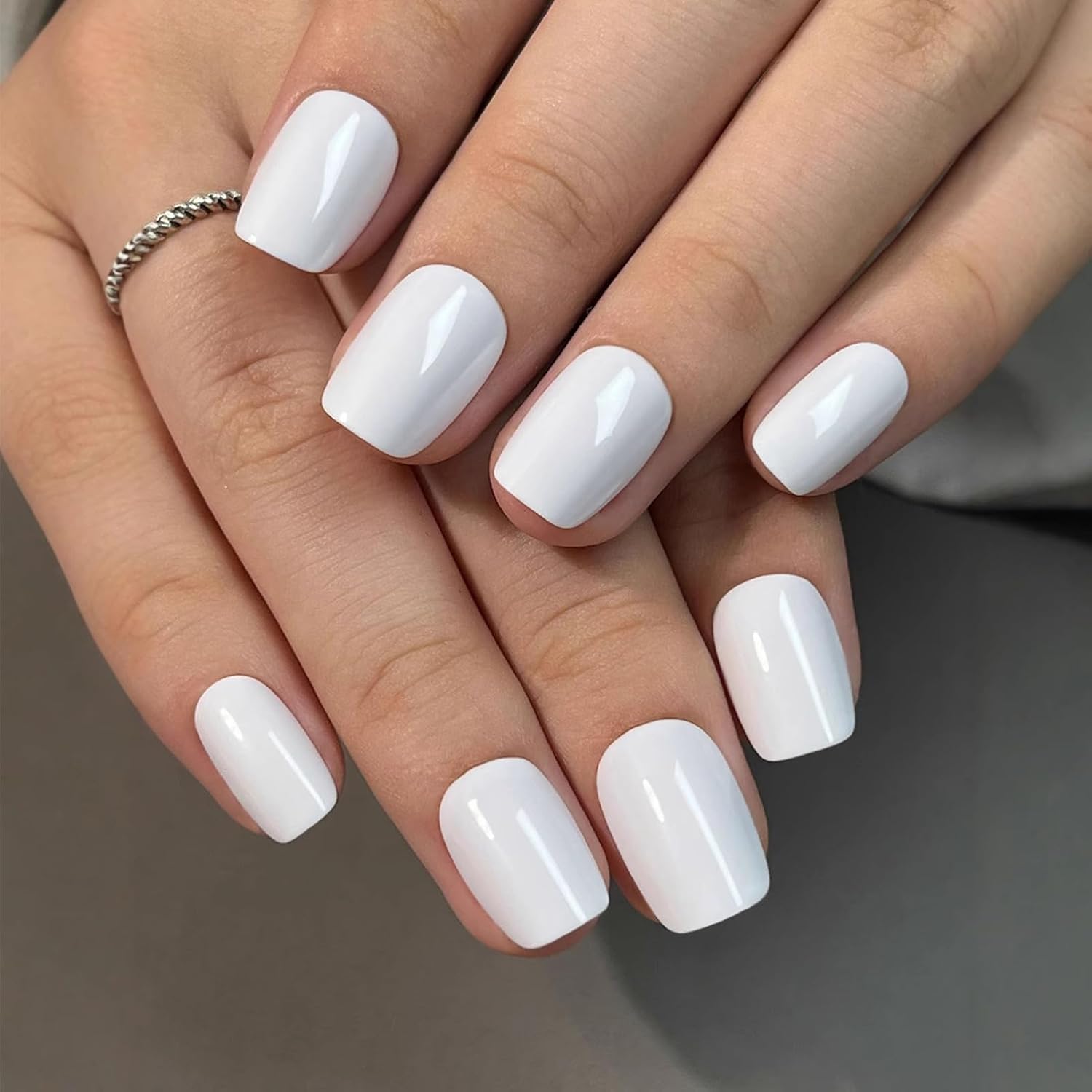 WAFOLOZE Nails Press ons.White Ombre Short Square Press on Nails Fake Nails Glossy Acrylic Artificial Nails Stick on Nails for Women 24Pcs : Beauty & Personal Care