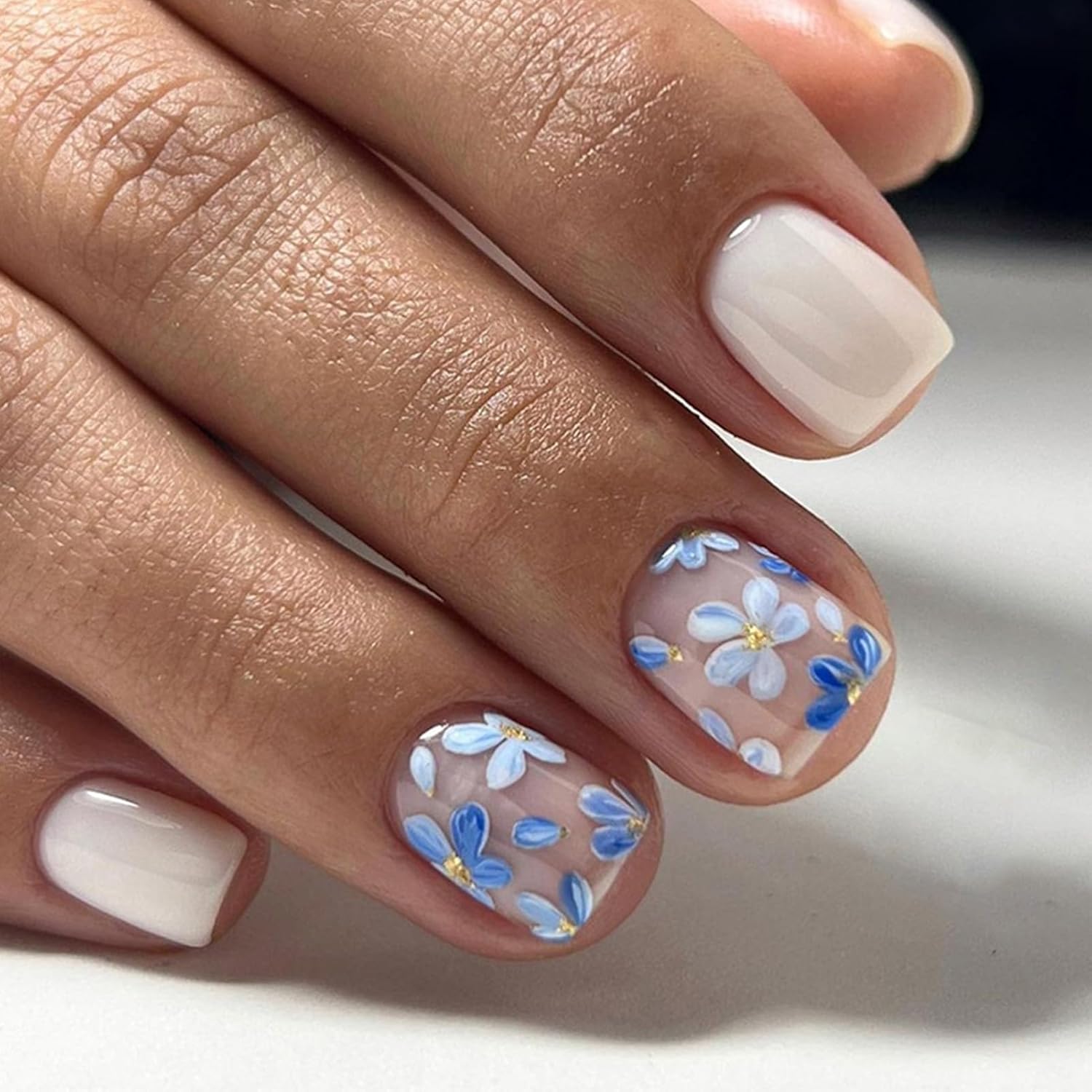 WAFOLOZE Nails Press ons.White Ombre Short Square Press on Nails Fake Nails Glossy Acrylic Artificial Nails Stick on Nails for Women 24Pcs : Beauty & Personal Care
