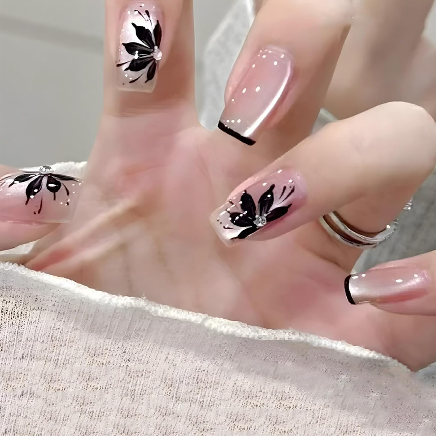 24Pcs Gold Curve Line Press on Nails Sea Acrylic Fake Nail Glossy Blue Gradient Medium Square False Nails Love Heart Stick on Fingernails Seaweed Gel Glue on Nail for Coquette Women Girls : Beauty & Personal Care
