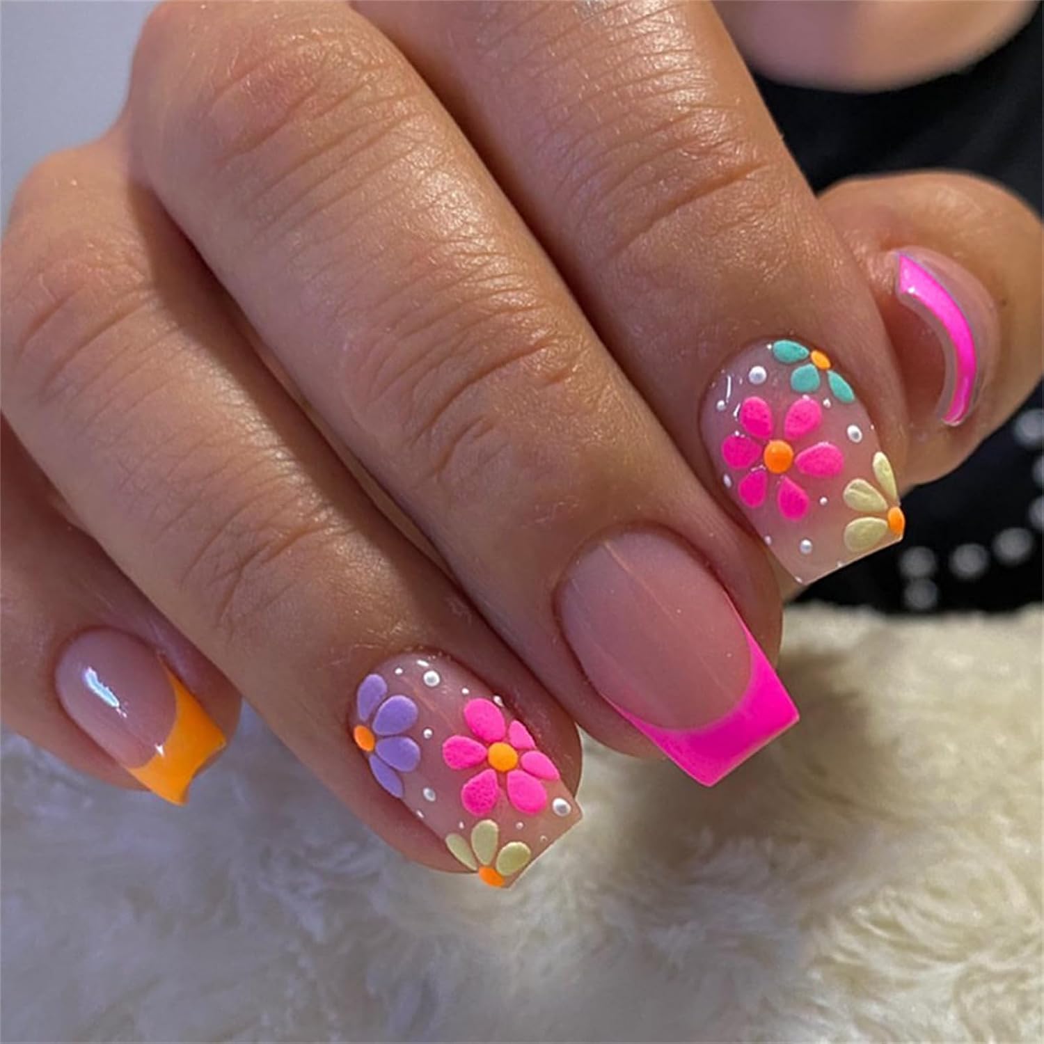 YOSOMMK Press on Nails Short Square Fake Nails with Flower Designs Nude Pink Glossy Full Cover Stick on Nail Bling Sequins Acylic Nail for Women and Girls : Beauty & Personal Care