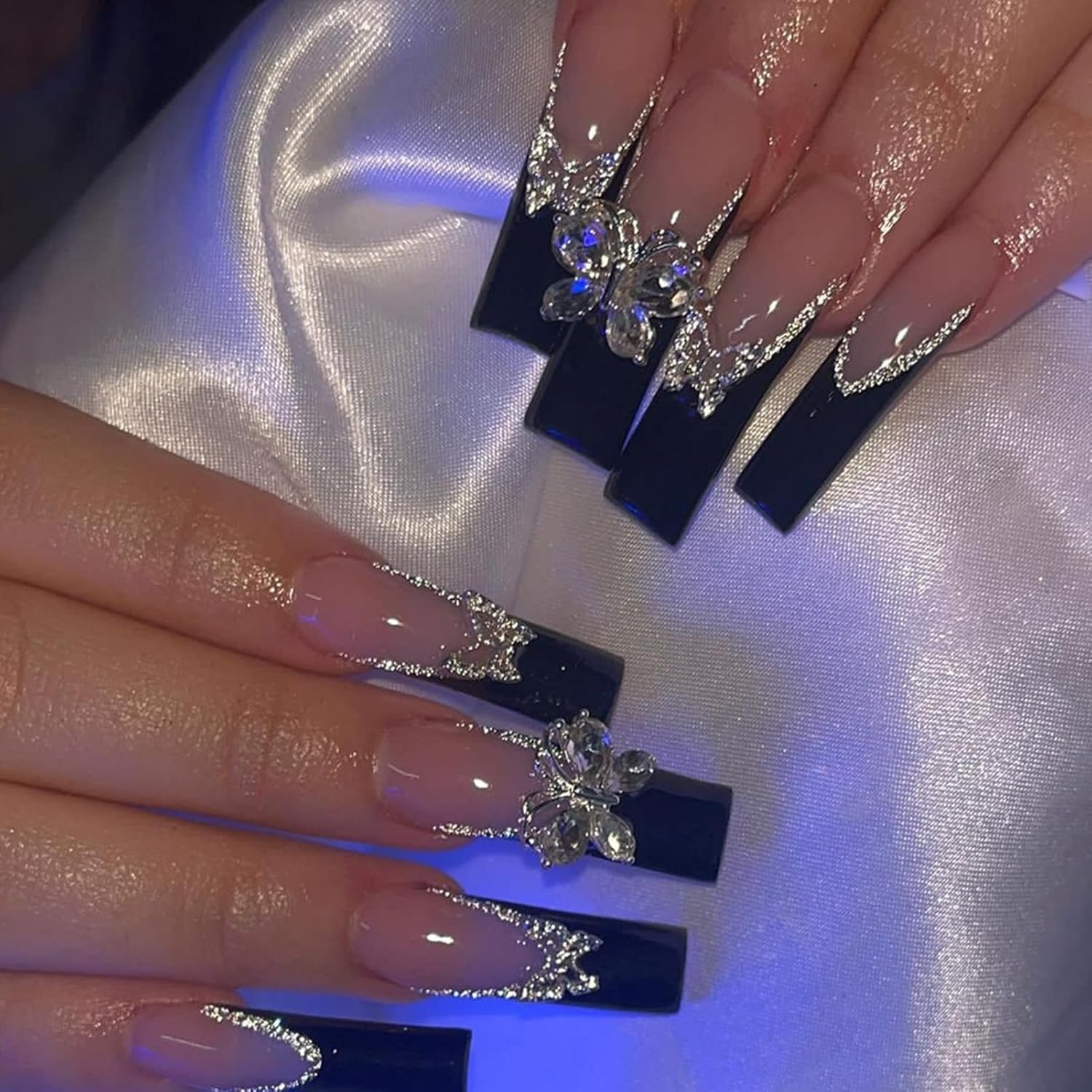 WAFOLOZE Nails Press ons.White Ombre Short Square Press on Nails Fake Nails Glossy Acrylic Artificial Nails Stick on Nails for Women 24Pcs : Beauty & Personal Care