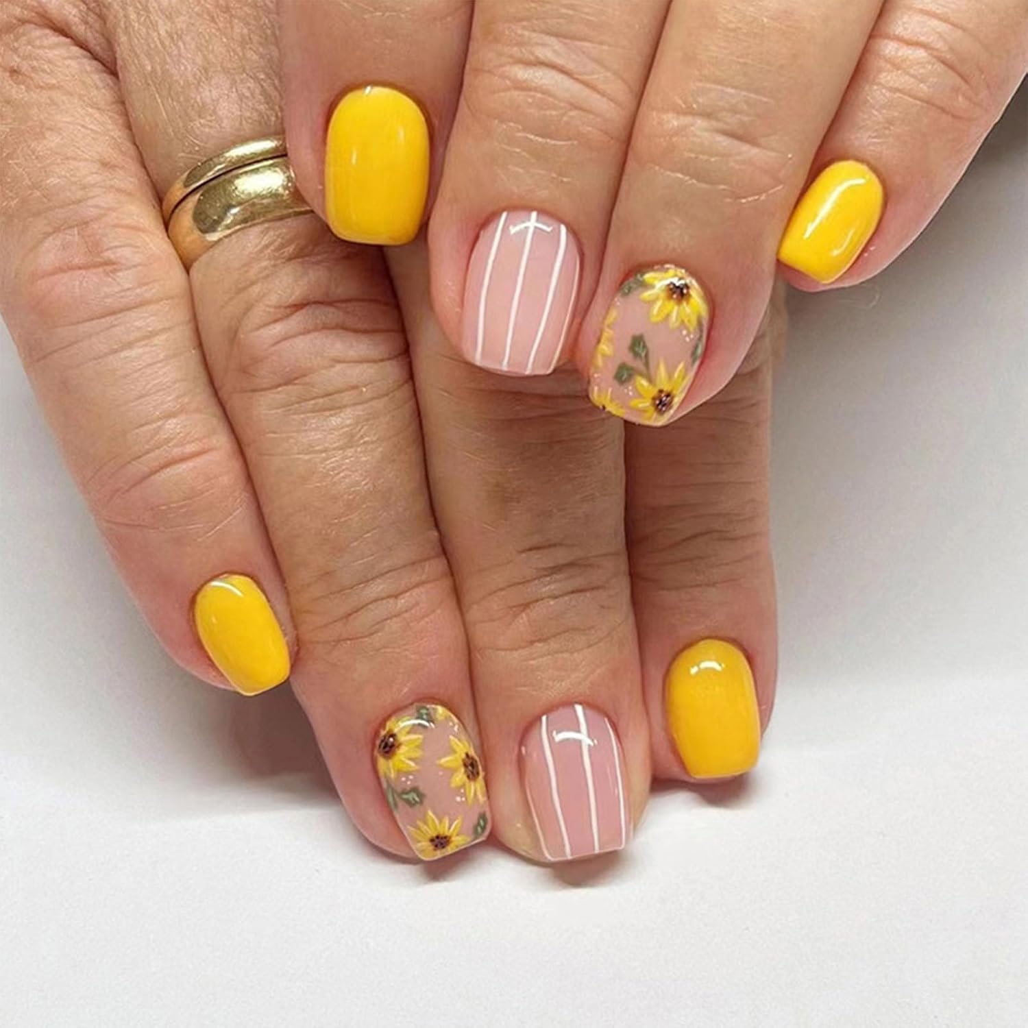 Short Press on Nails Square Nude Ombre Fake Nails Press ons White Glue Stick on Nails with Designs Full Cover Acrylic Glossy Artificial Cute False Nail for Women Girls 24 Pcs : Beauty & Personal Care