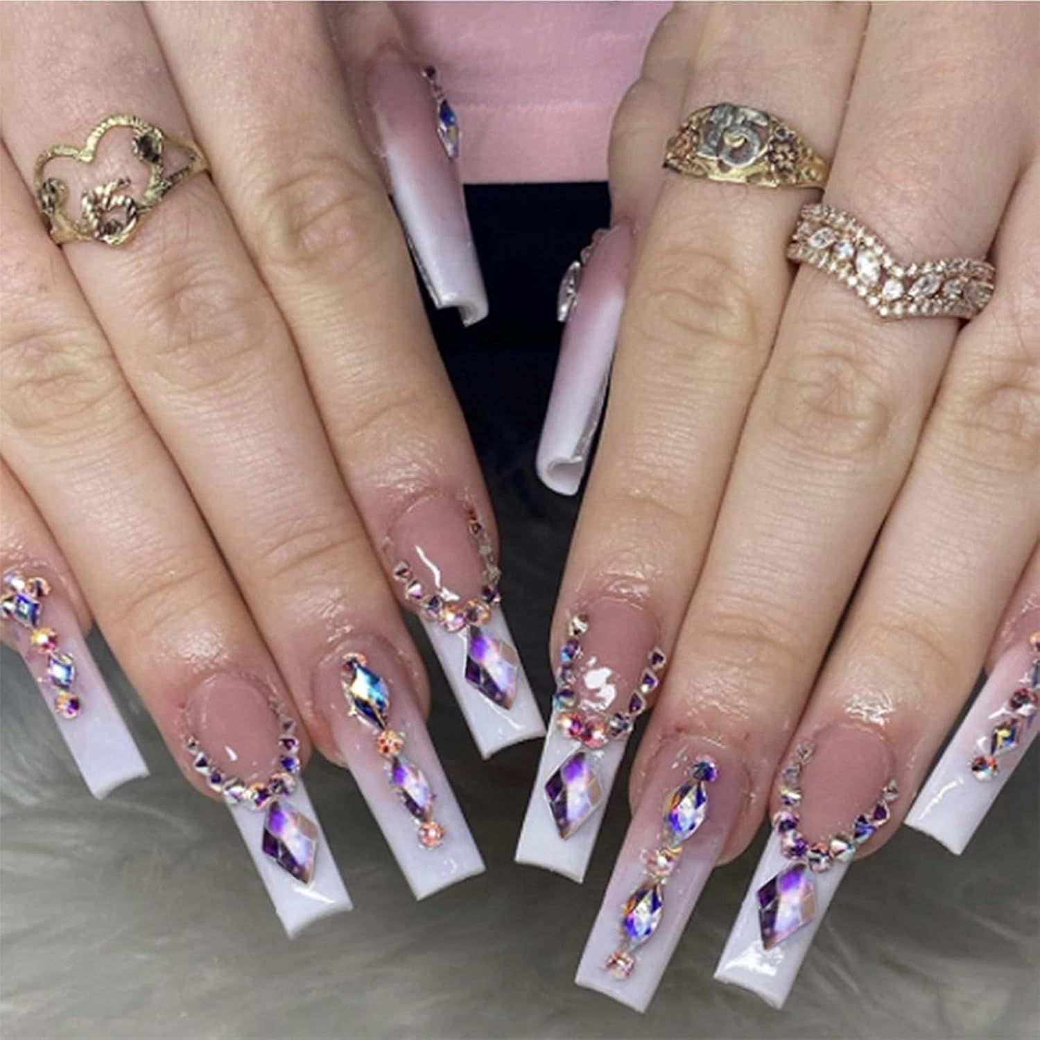 WAFOLOZE Nails Press ons.White Ombre Short Square Press on Nails Fake Nails Glossy Acrylic Artificial Nails Stick on Nails for Women 24Pcs : Beauty & Personal Care